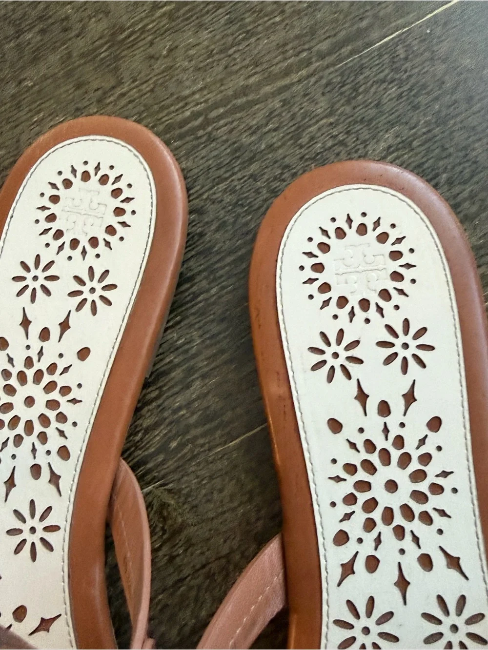 Tory Burch Miller Scalloped Brown Leather Thong Sandals 11